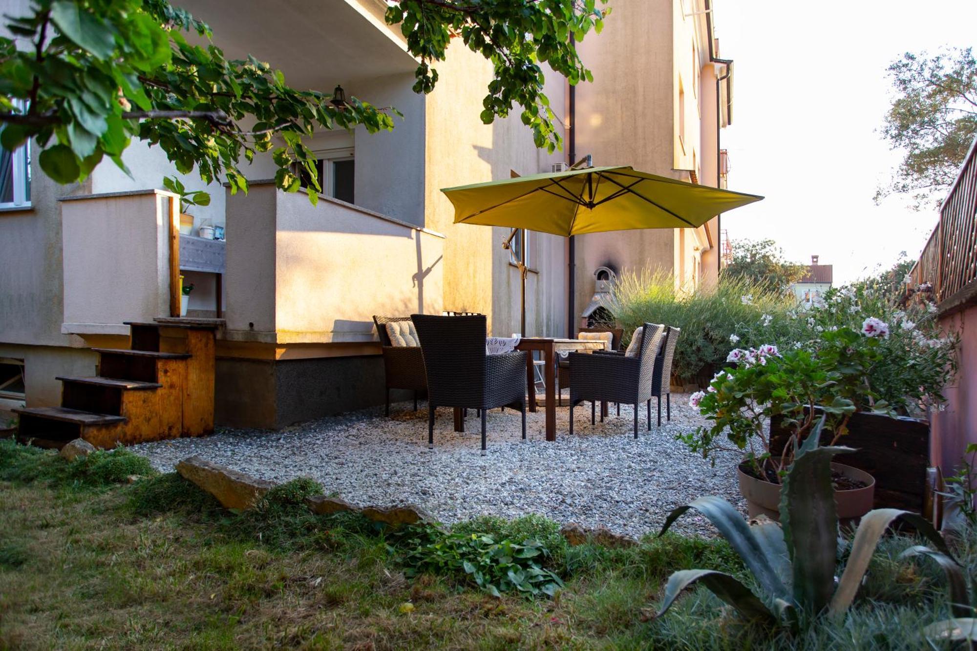 Apartment Beba ロヴィニ エクステリア 写真